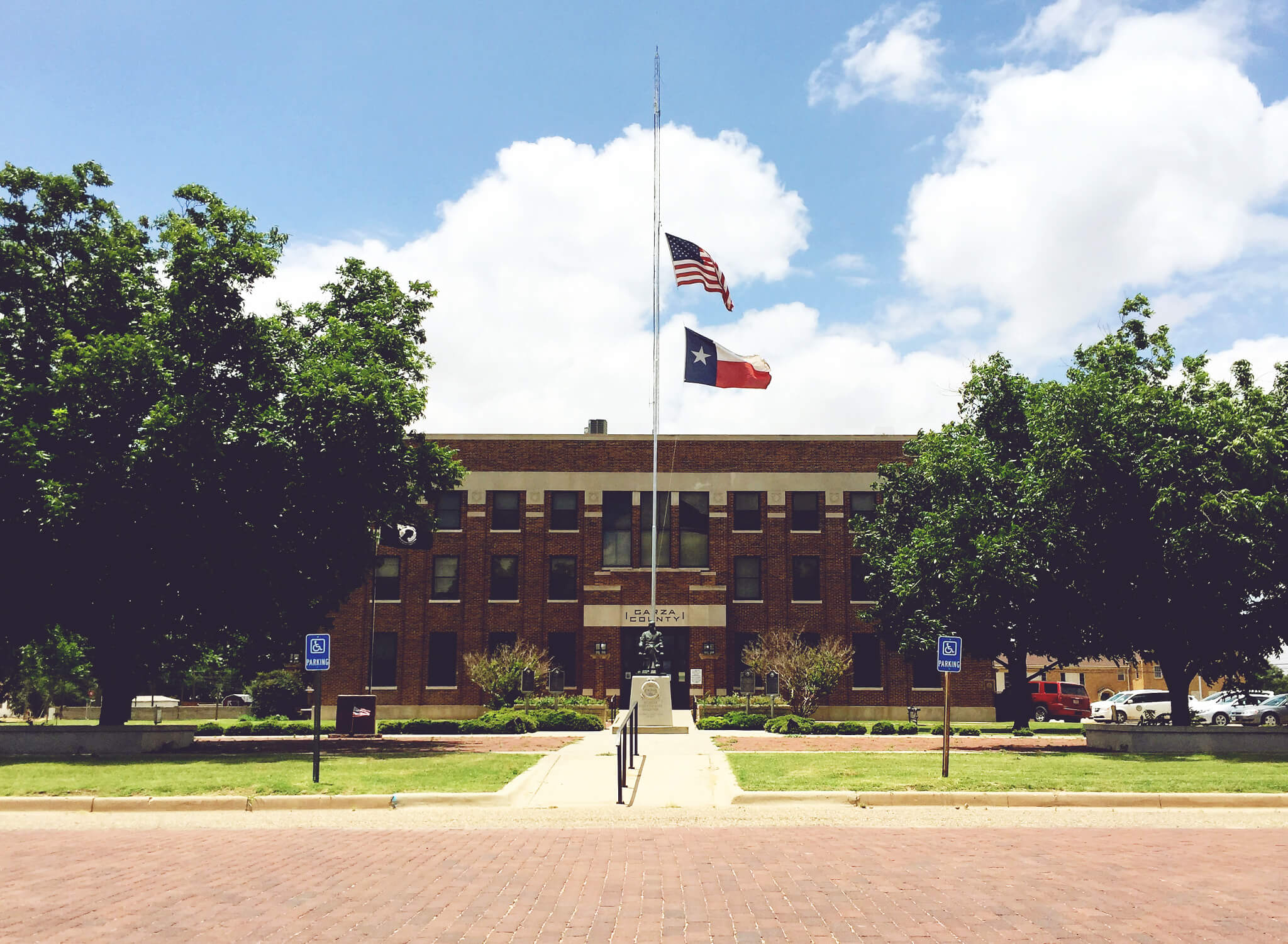 My Great American Road Trip - Passing Through Lubbock – She's So Bright