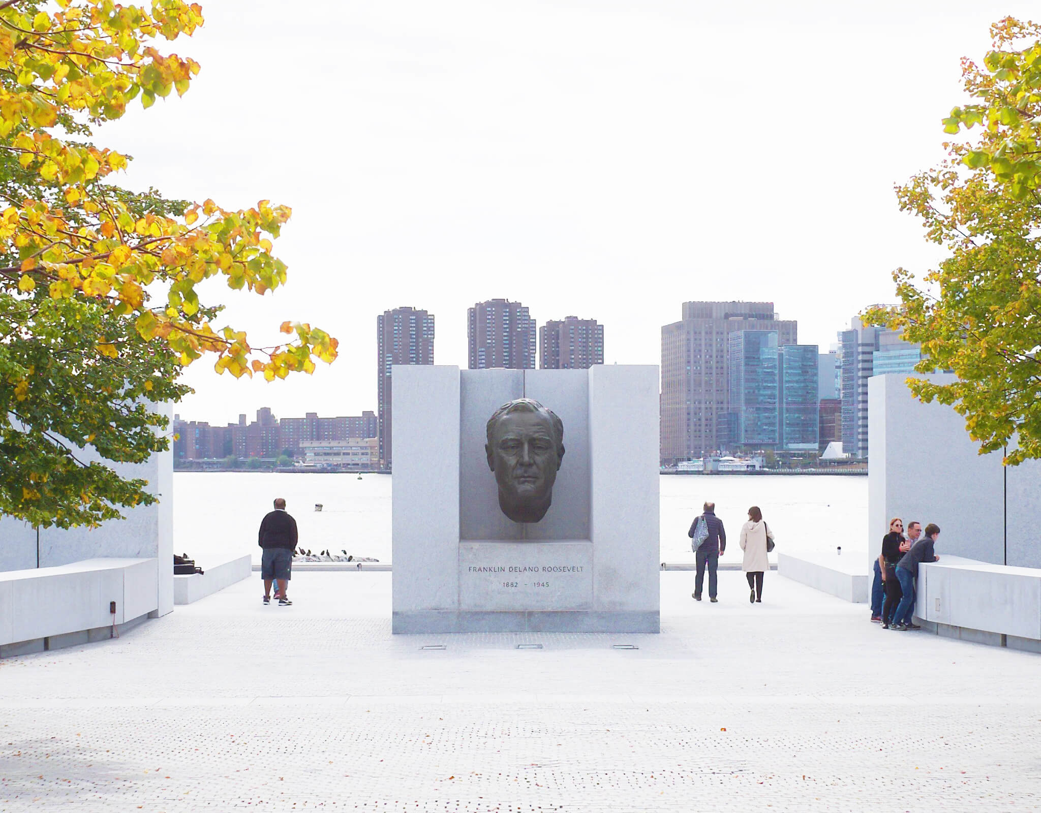 Wandering New York City’s Roosevelt Island – She’s So Bright