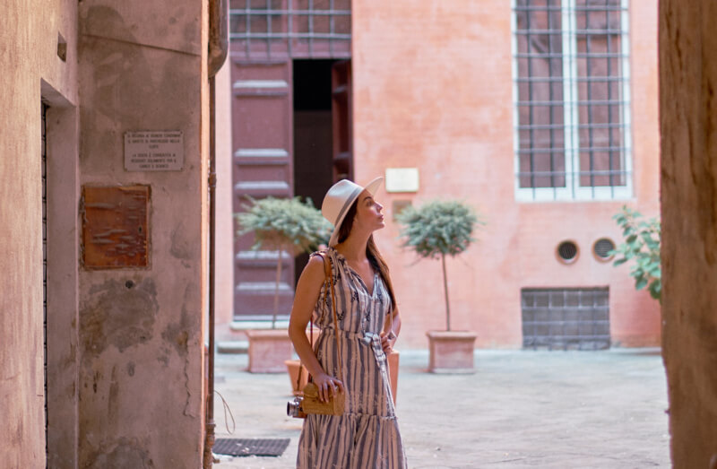 She's So Bright - Scenes From Siena