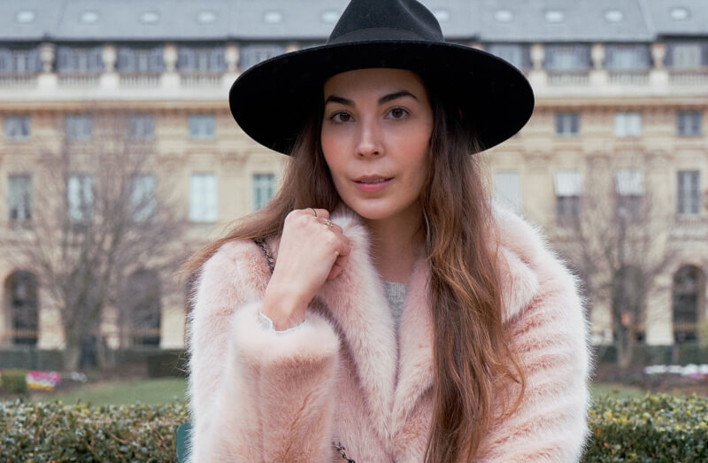 She's So Bright - Pink and Fluffy in the Palais Royal