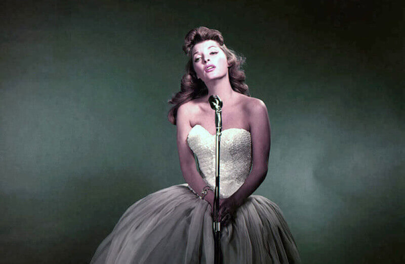 She's So Bright - Why You Should Be Listening to Julie London Right Now